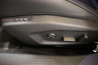https://vehicle.imgix.net/4310485/0bd3b46a-d5b8-4439-871b-8a3eae283fd0.JPG