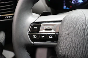image du véhicule DS AUTOMOBILES 4 1.6 E-Tense Rivoli
