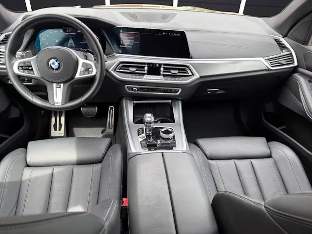 BMW X5 M50i xDrive