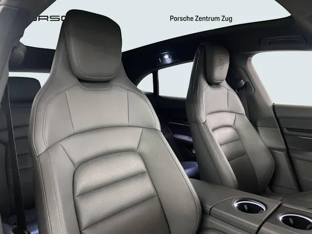Porsche Taycan 4 Cross Turismo