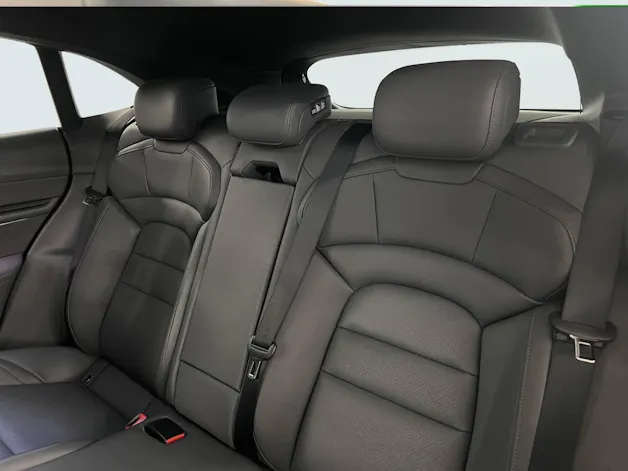 Porsche Taycan 4 Cross Turismo