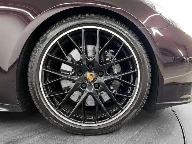 Porsche Panamera GTS