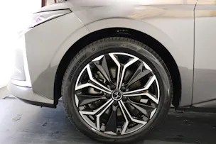 DS Automobiles 4 1.6 E-Tense Rivoli