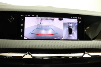 https://vehicle.imgix.net/4310521/fba7f9d1-41b8-4514-872f-a9e2b13a05d3.JPG