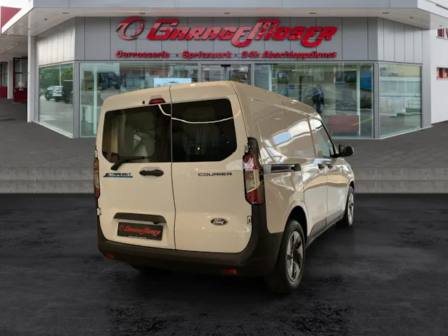 Ford E-Transit Courier Van Trend