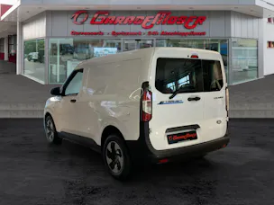 Ford E-Transit Courier Van Trend