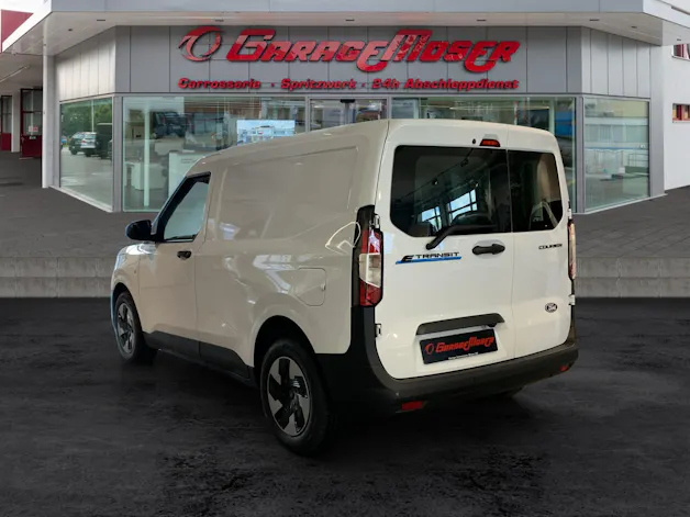 Ford E-Transit Courier Van Trend