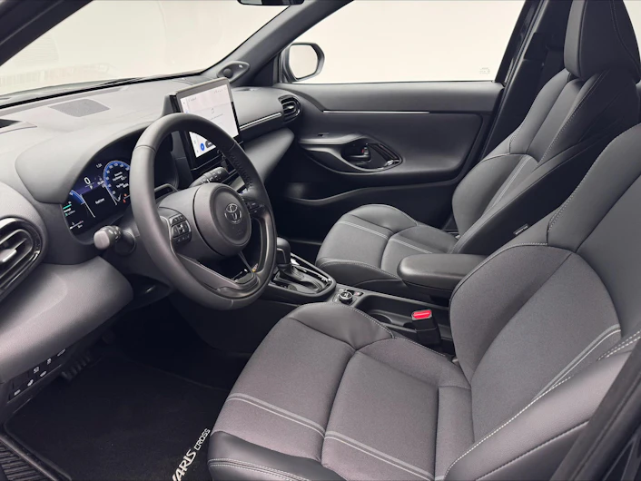 Fahrzeugbild TOYOTA YARIS CROSS