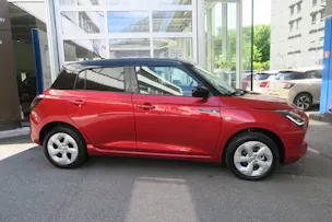 Suzuki Swift 1.2 Sakura Hybrid 4x4