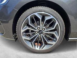 Fahrzeugbild FORD Focus 1.0i EcoB Hybrid 155 ST-Line X / ab 3,99% Leasing bei Abschluss einer Protect Autoversicherung