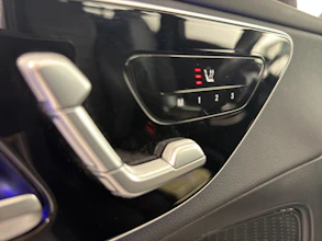 https://vehicle.imgix.net/4310647/089390fc-75bb-46e9-a43d-5ed19bf100b0.jpg