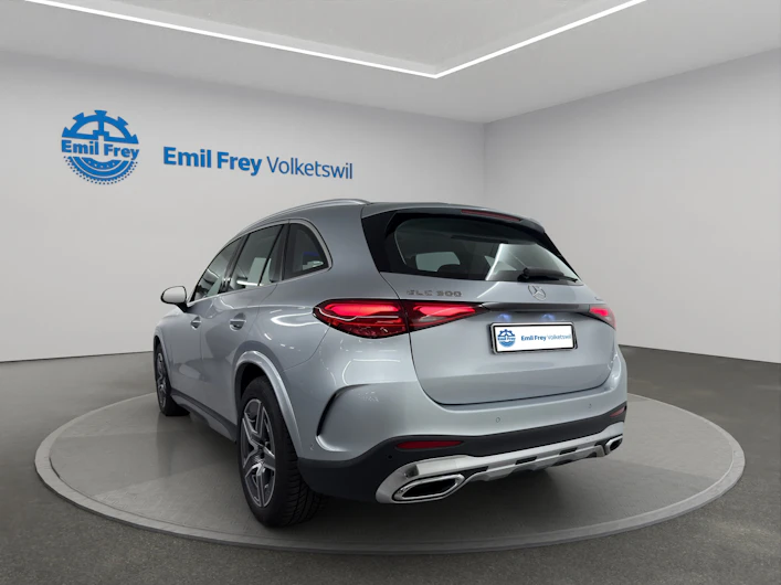 Fahrzeugbild MERCEDES-BENZ GLC 300