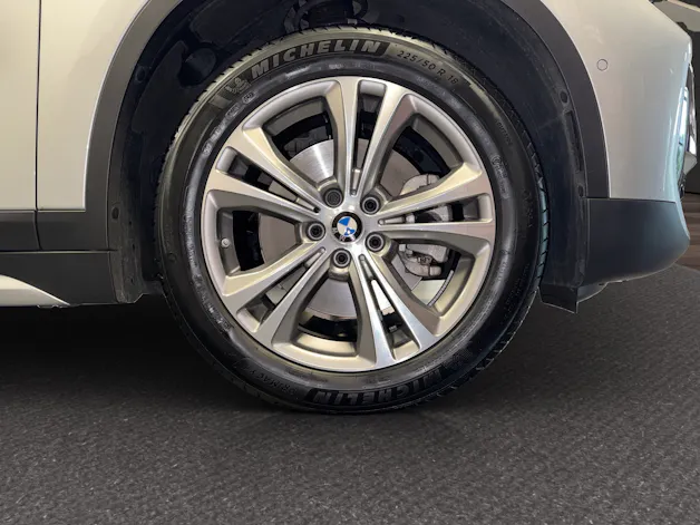 BMW X1 20i xDrive LCI Sport Line