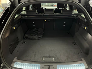 https://vehicle.imgix.net/4310677/268d10aa-d875-4f76-9f5d-f25459956603.jpg