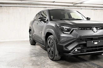 https://vehicle.imgix.net/4310695/61262cf4-4652-486a-8e3f-713008c6068c.jpg