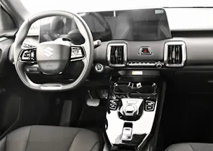 Suzuki e Vitara Sakura Top 4x4