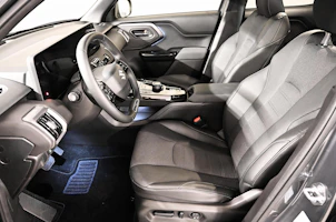 Fahrzeugbild SUZUKI e Vitara Sakura Top 4x4