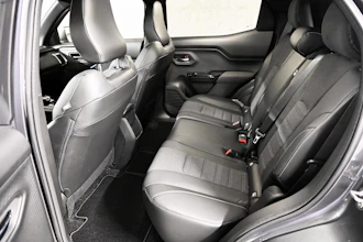 https://vehicle.imgix.net/4310695/fe564beb-cb25-4eb3-86f7-1fa6571e7f47.jpg