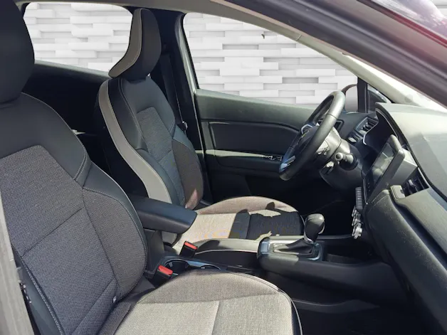 Renault Captur 1.3 TCe 140 Intens EDC