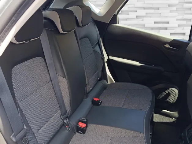 Renault Captur 1.3 TCe 140 Intens EDC