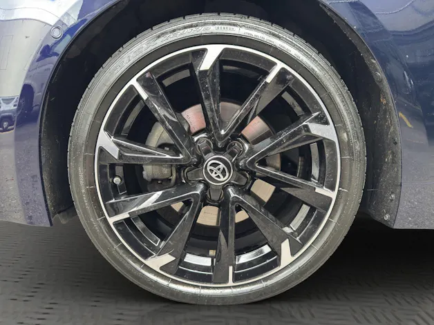 Toyota Corolla 2.0 HSD GR-S