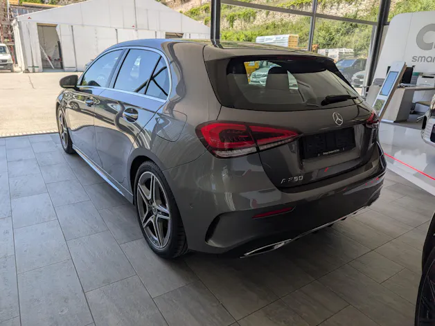 Mercedes-Benz A 250 AMG Line