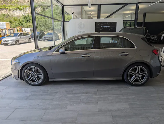 Mercedes-Benz A 250 AMG Line