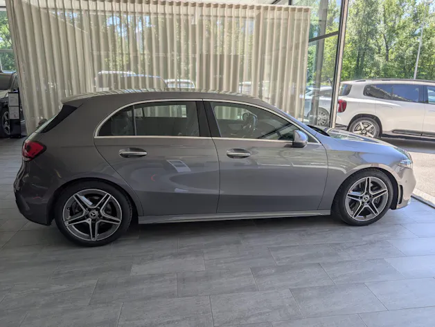 Mercedes-Benz A 250 AMG Line
