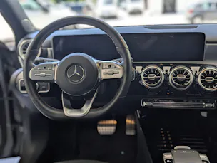 Mercedes-Benz A 250 AMG Line