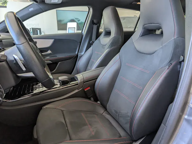 Mercedes-Benz A 250 AMG Line