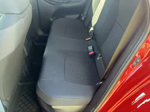 Toyota Yaris 1.5 VVT-i HSD Trend