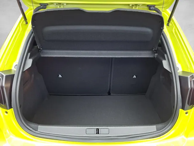 Peugeot 208 1.2 Hybrid 145 GT