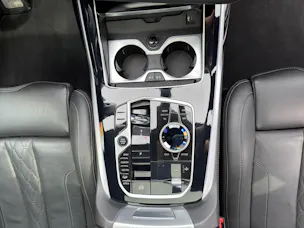 BMW X7 M60i