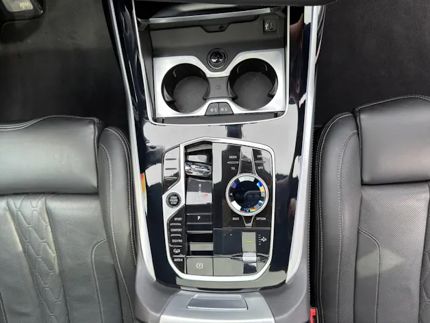 BMW X7 M60i
