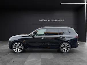 BMW X7 M60i