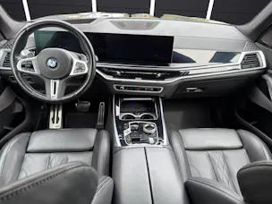 BMW X7 M60i