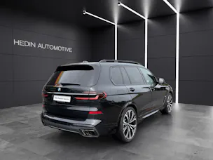BMW X7 M60i