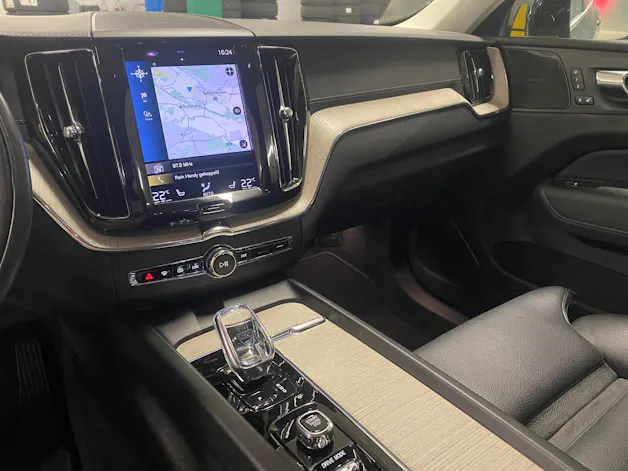 Volvo XC60 2.0 B5 MH Inscription AWD