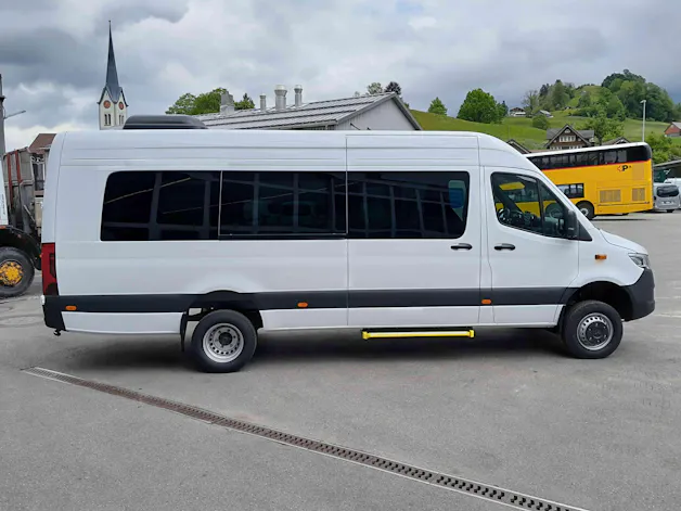 Mercedes-Benz Sprinter 519 CDI PRO KA eL 4x4