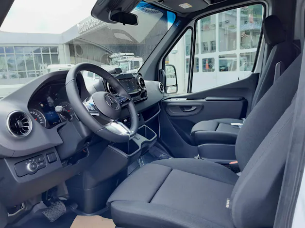 Mercedes-Benz Sprinter 519 CDI PRO KA eL 4x4