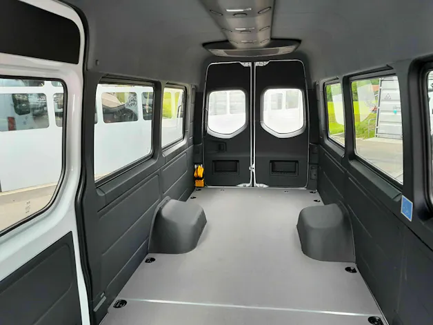 Mercedes-Benz Sprinter 519 CDI PRO KA eL 4x4