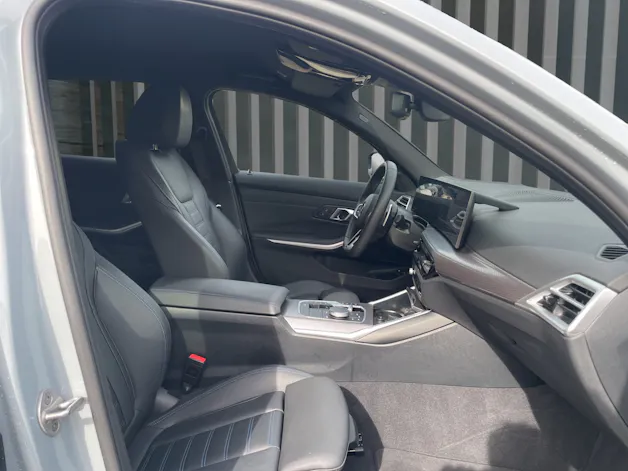 BMW 330e xDrive Touring M Sportpaket