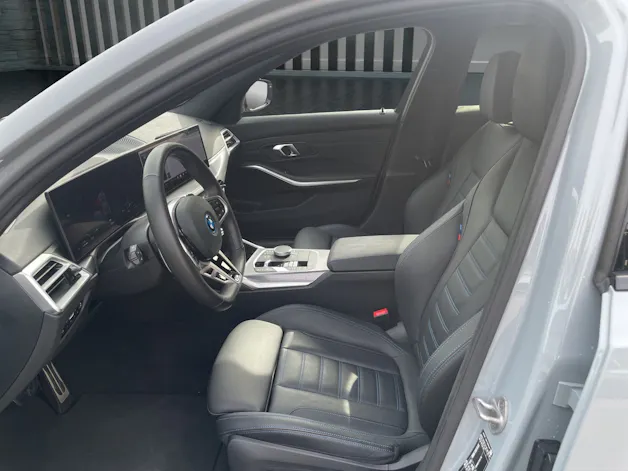 BMW 330e xDrive Touring M Sportpaket