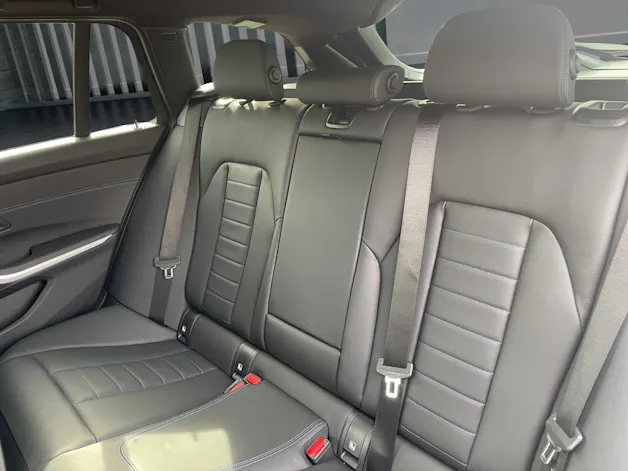 BMW 330e xDrive Touring M Sportpaket