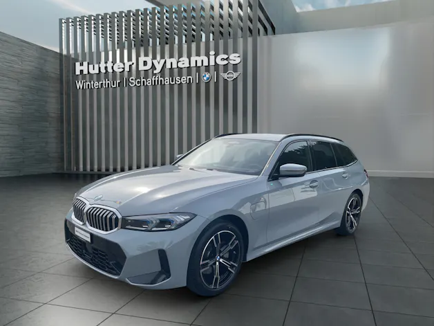 BMW 330e xDrive Touring M Sportpaket