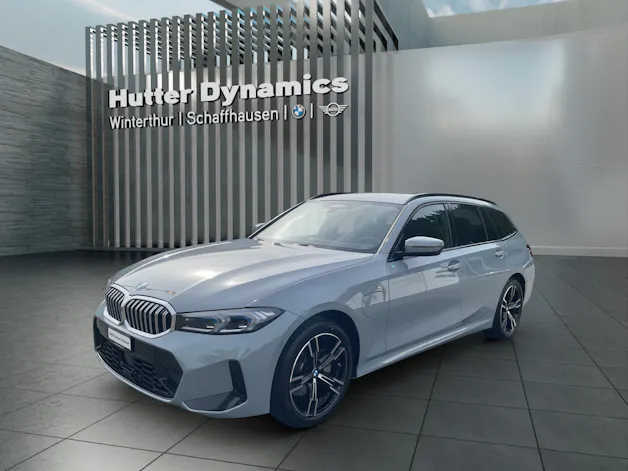BMW 330e xDrive Touring M Sportpaket
