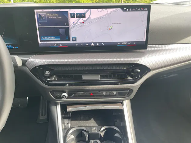 BMW 330e xDrive Touring M Sportpaket