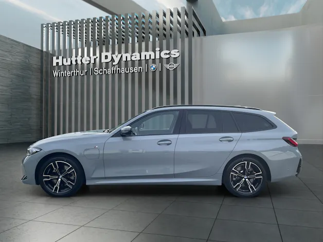 BMW 330e xDrive Touring M Sportpaket
