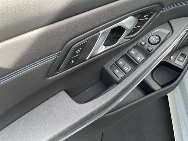 BMW 330e xDrive Touring M Sportpaket