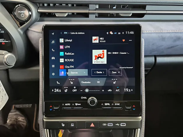 Lexus LBX 1.5 Hybrid Cool AWD